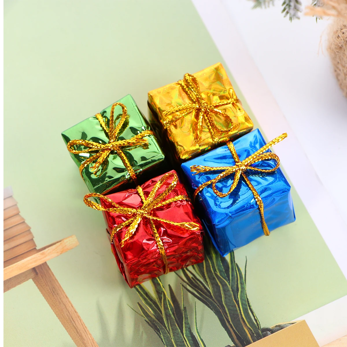 

12Pcs Christmas Tree Decorations Bubble Gift Boxes 25cm Colorful Hanging Ornaments for Festive Atmosphere