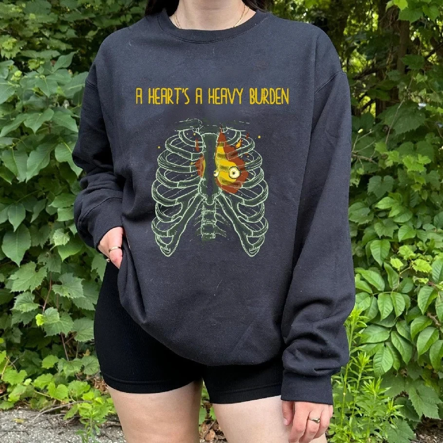 A Heart's A Heavy Burden Slogan Women Sweatshirt Vintage Cartoon The Flame Burning in The Chest Skeleton Print Popular Girl Tee