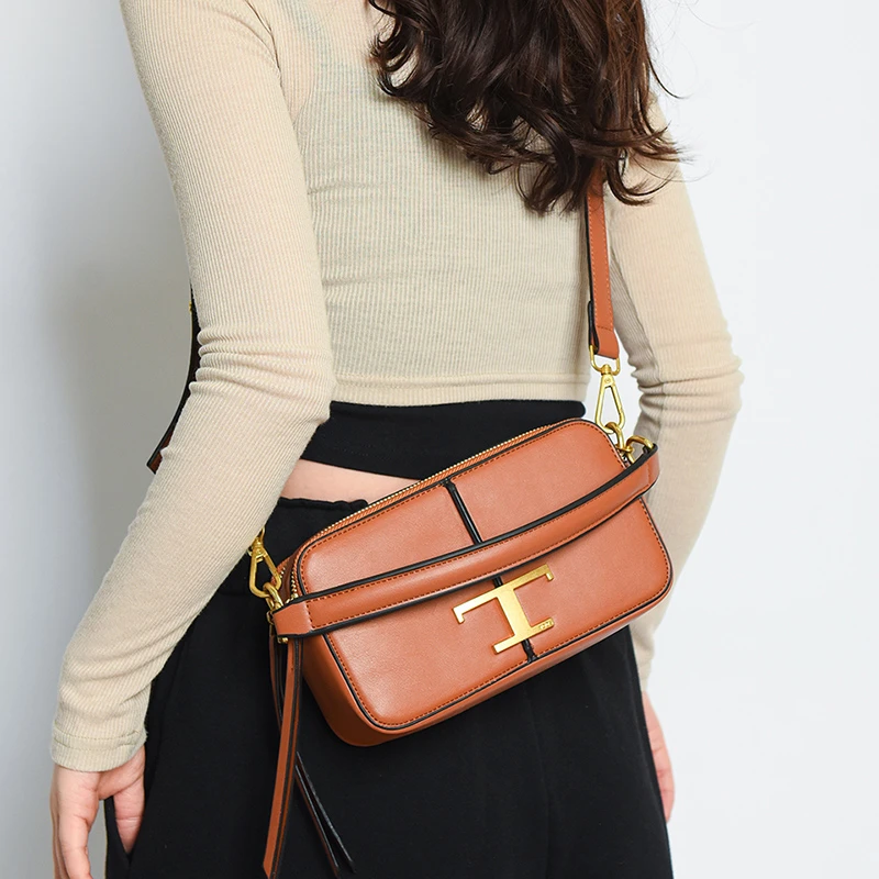 Borsa tote a tracolla di lusso classica in pelle da donna elegante, stilista, per vestirsi chic tutti i giorni