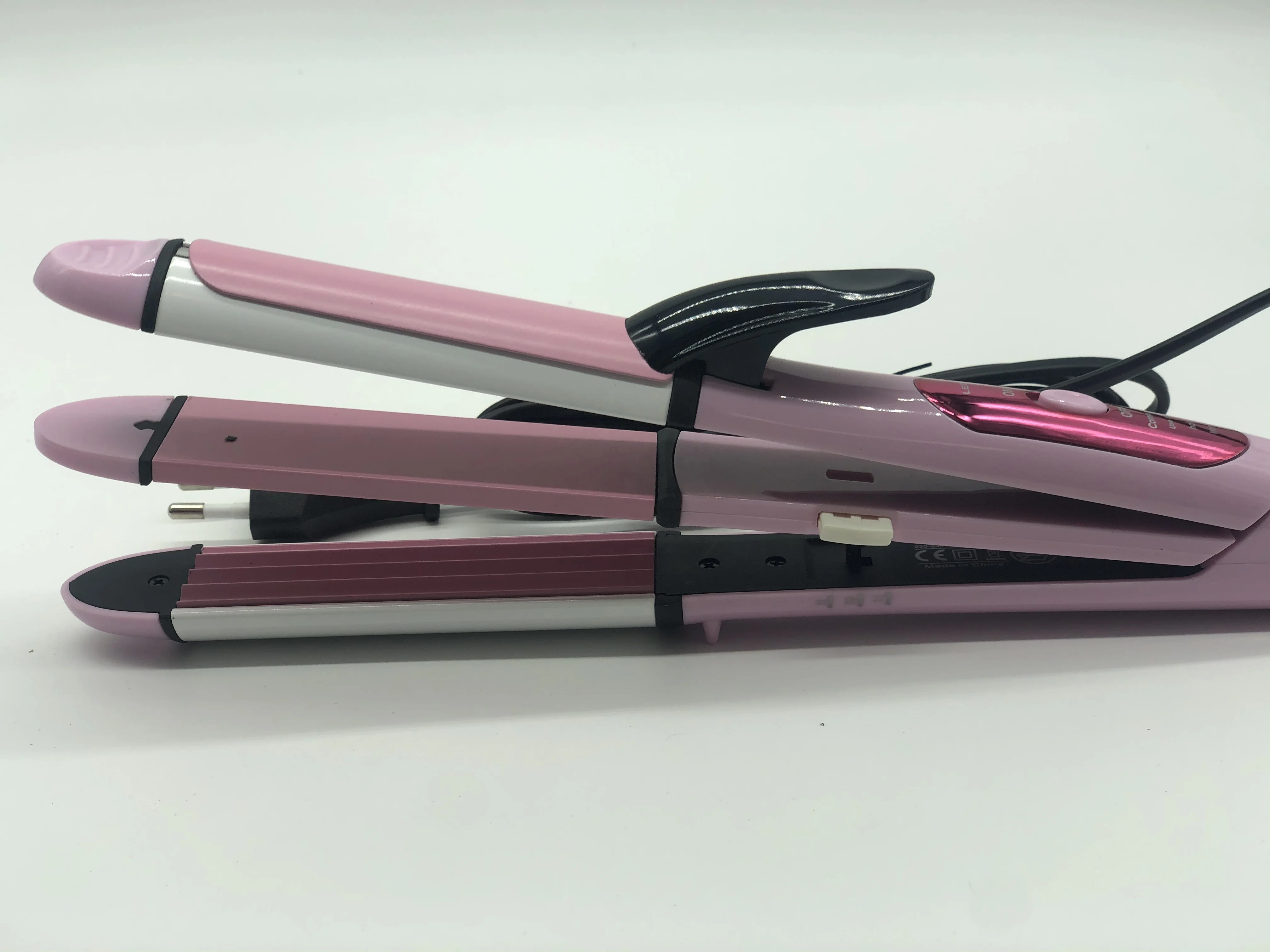 

STLFSTLFProfessional Ceramic Coated Plate Flat Iron Hair Straightener Electric Styling Brush Gemei GM2966 3 in 1 Hair Straighte