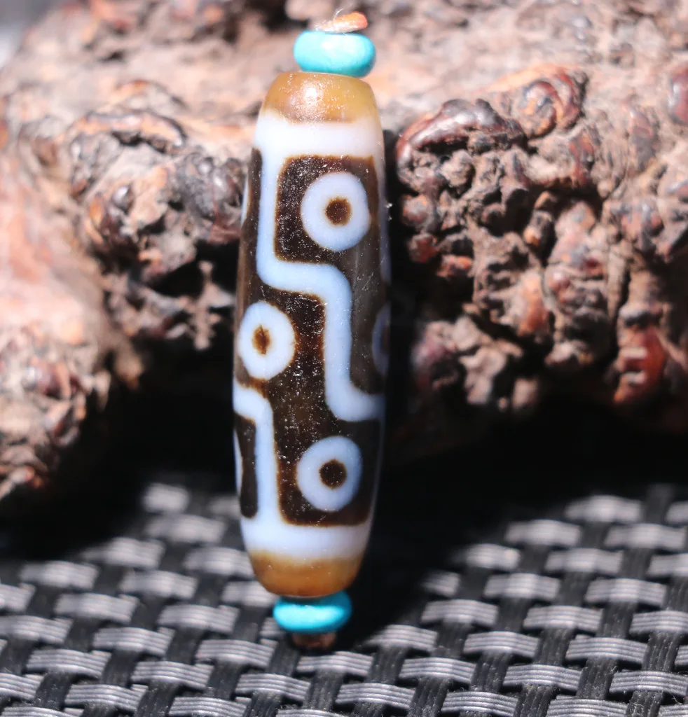 A Treasure Magic Energy Tibetan old Agate Fold Line 9 Eyed Symbol dZi Bead Totem Fit For Making Bracelet Lkbrother UPD221211A12