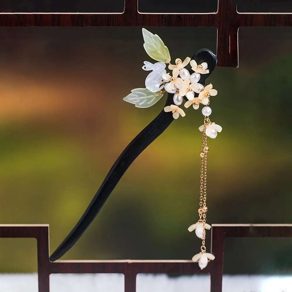

Wood Osmanthus Ancient Headwear Jade Rabbit Hanfu Hair Sticks Ancient Style Hairpin Chinese Style Headwear Wooden Hairpin