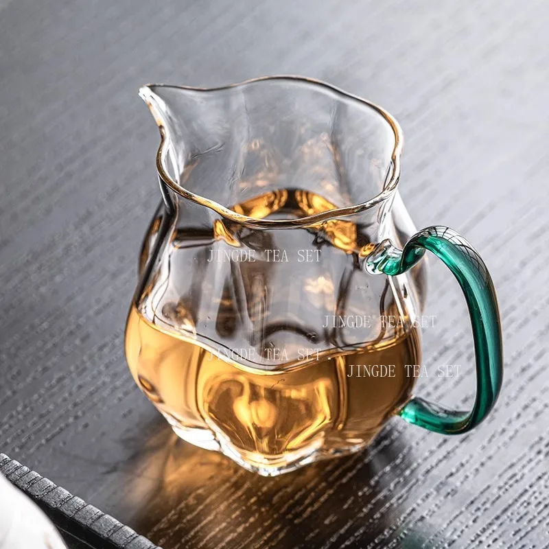 Heat-resistant Transparent Glass Fair Cup Tea Sea with Hands Tea Separator Chinese Tea Filtering Kung Fu Teaset Accessories