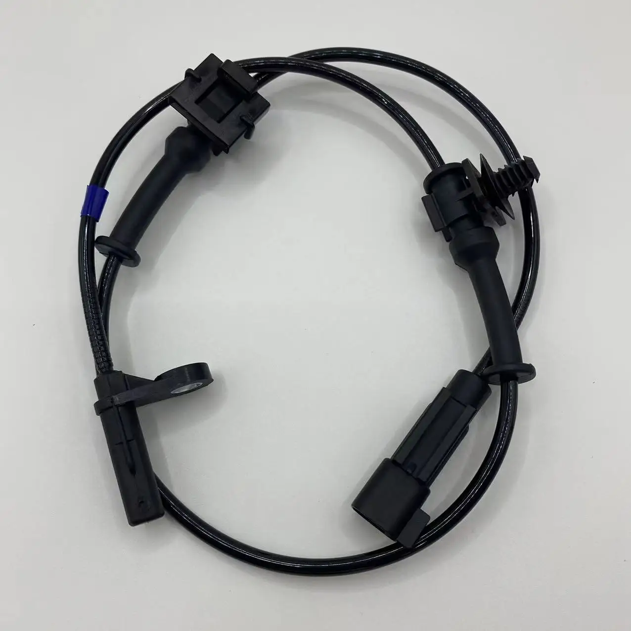 

1pc 68199988AD ABS Wheel Speed Sensor Front Right or Left Fit For Charger-Challenge 300 2015-22 AWD 68199988AA 68199988AC