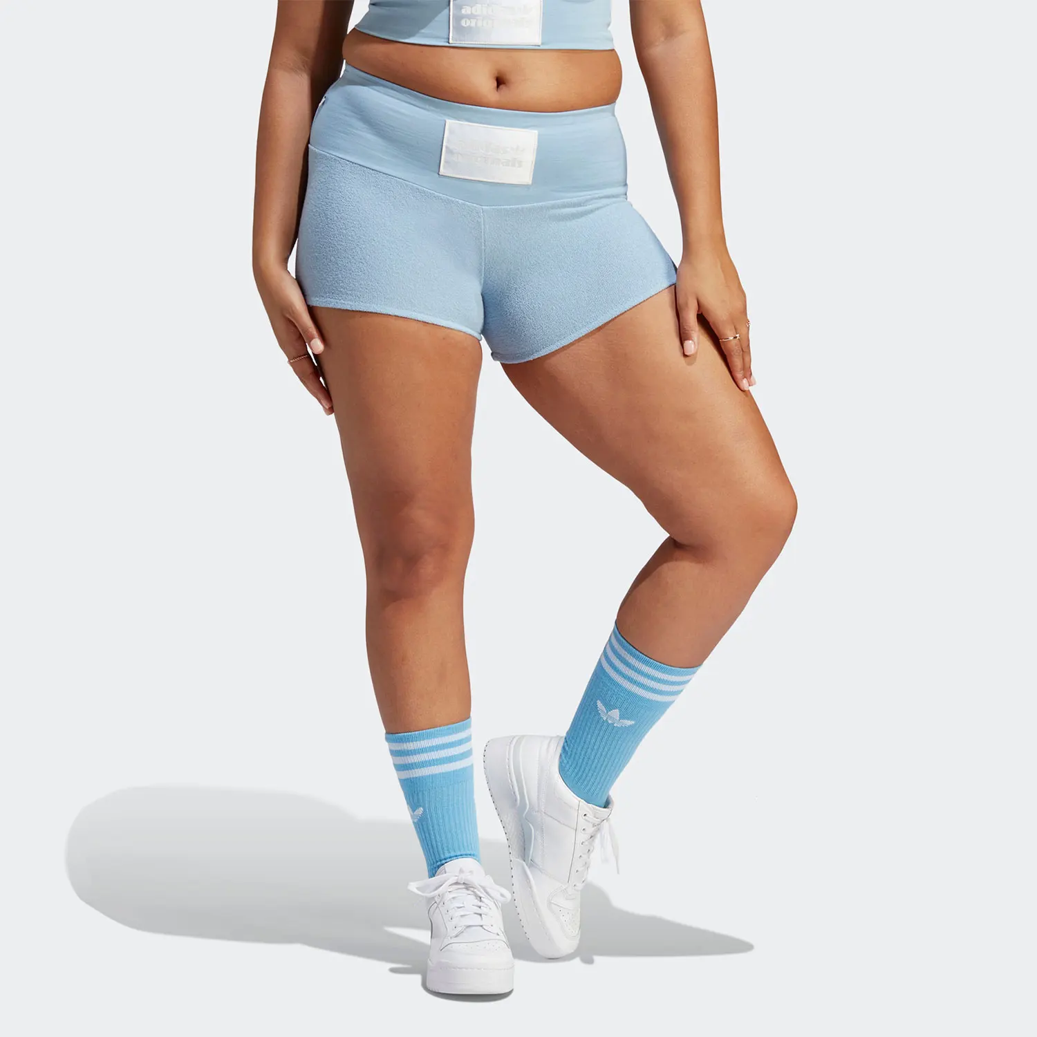 

Оригинальные женские компрессионные спортивные шорты Adidas SHORT TIGHT IC8530