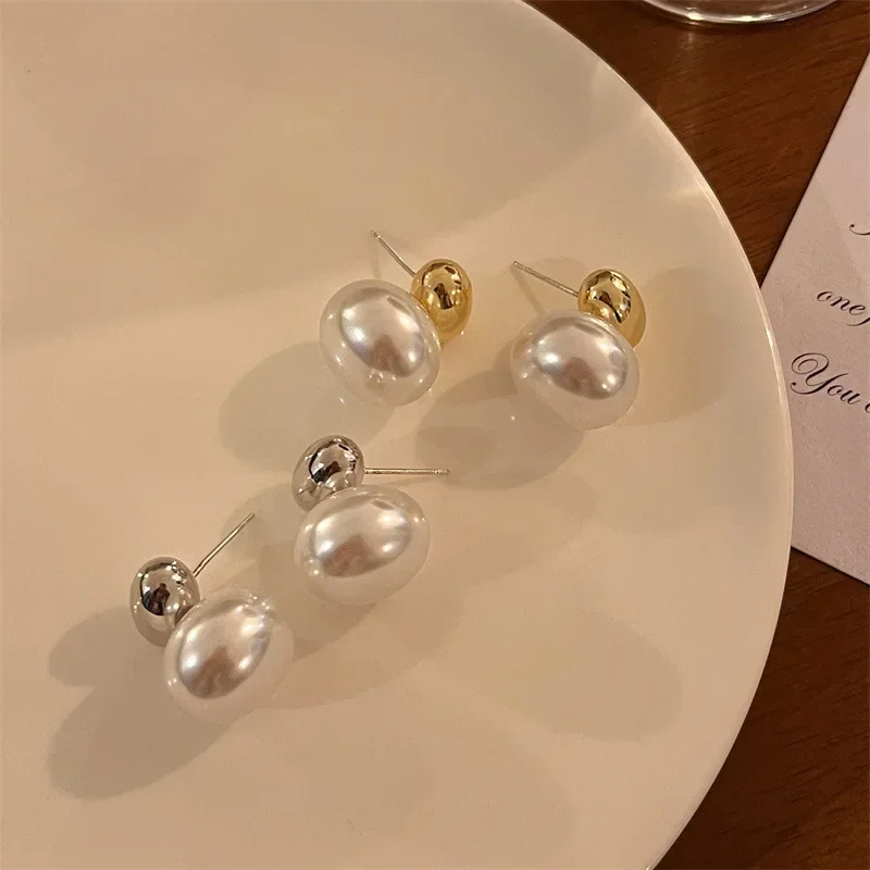 French Elegant Gold Color Bean Spliced Flat Pearl Earrings for Korean Fashion Jewelry Party Women\'s Sweet Accessories 2023 New