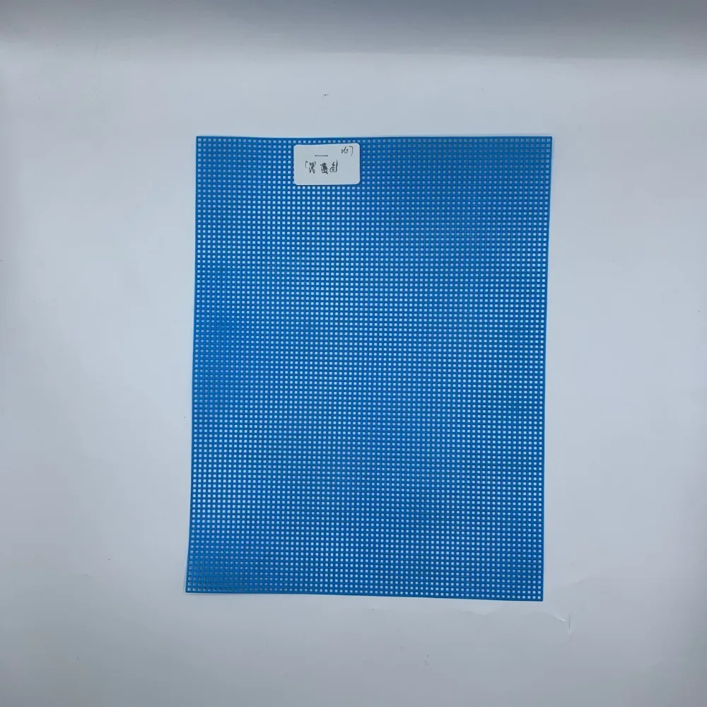 28x21cm Kreuzstich-Leinwand mit Raster 14CT Handgefertigter Stickerei-Stoff mit Gitter Praktische Quadratische Plastik-Leinwand für Zuhause – Detail 4