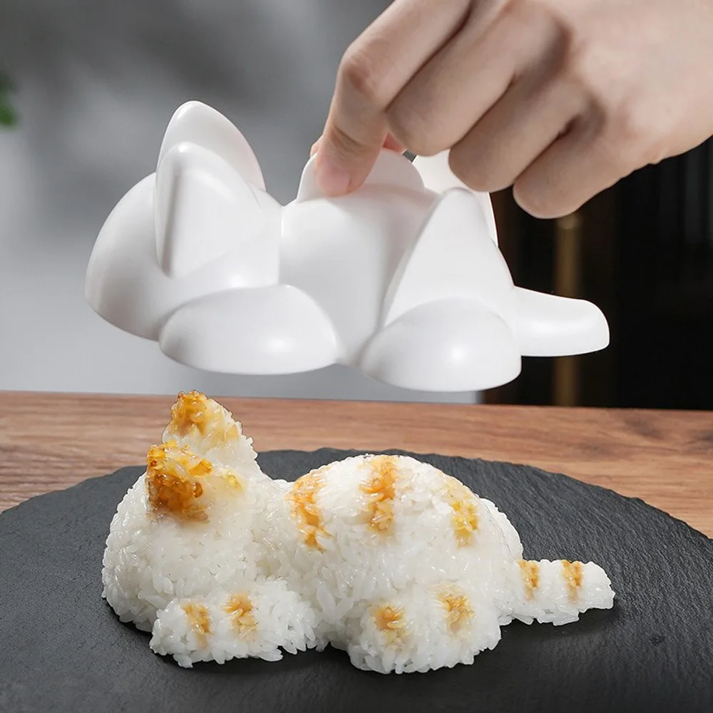 1pcCartoon Cat Animal Sushi Rice Ball Molds Reusable Plastic DIY Making Tool for Kids Mashed Potato Pumpkin Paste Kitchen Baking