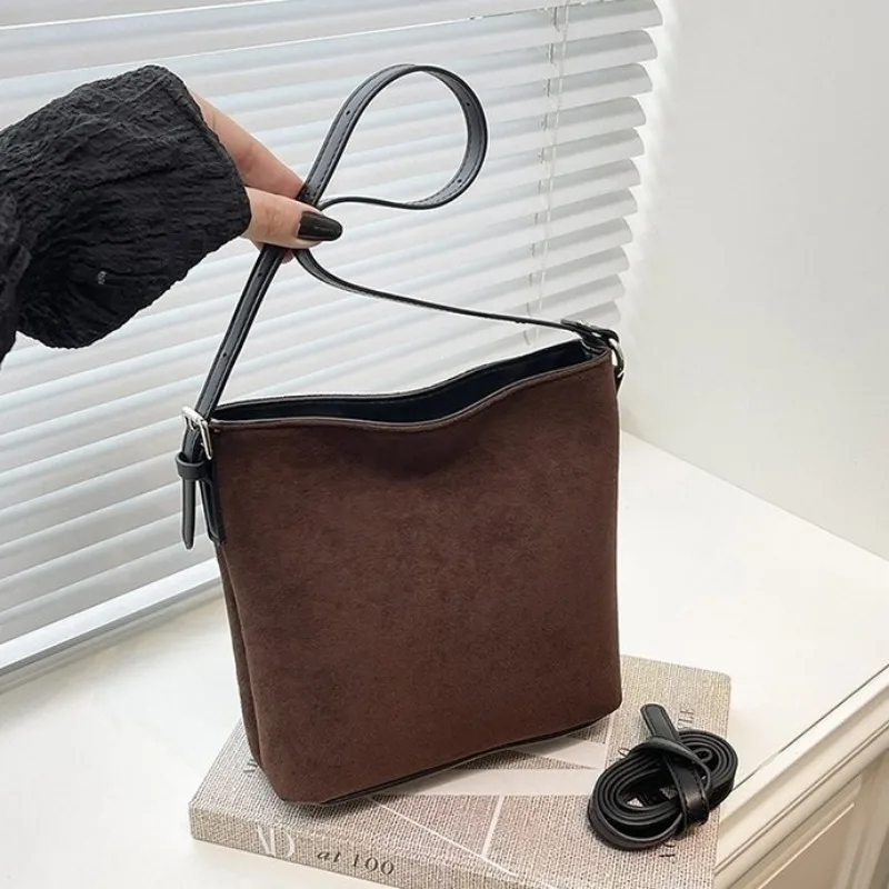 

Fresh Daily Leather Ladies Tote Bag Elegant Paris Trendy Vintage Craft Casual Crossbody Messenger Bag Practical Outdoor