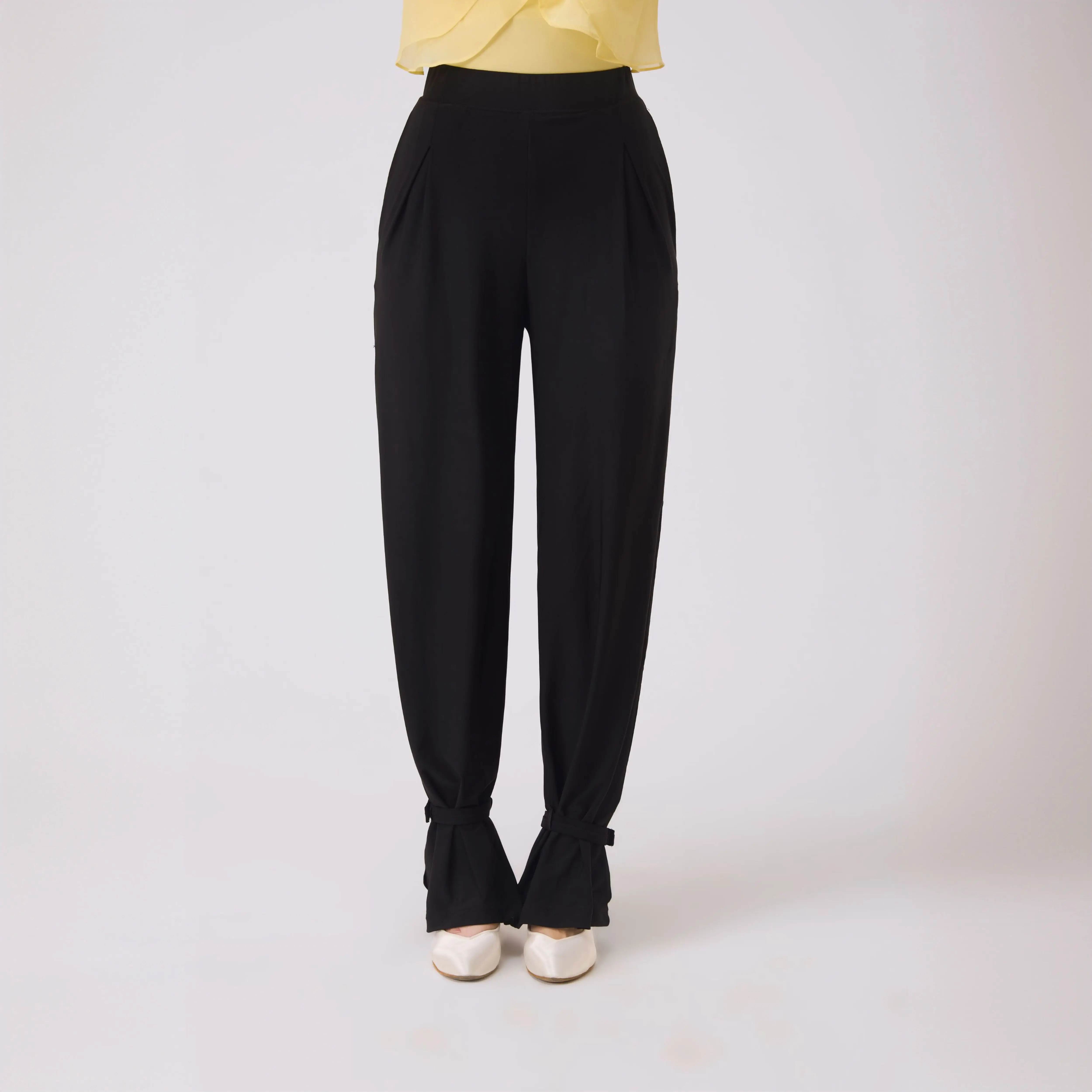 

2025 Women National Standard Dance Training Costumes Wide Leg Trousers Modern Dance Pants Ballroom Dance Practice Pants DN22624