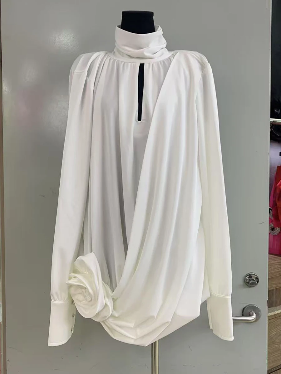 TWOTWINSTYLE Solid Spliced Appliques ชุดผู้หญิงเสื้อคอเต่าแขนยาวเอวสูง Hollow OUT อารมณ์ชุดหญิงใหม่