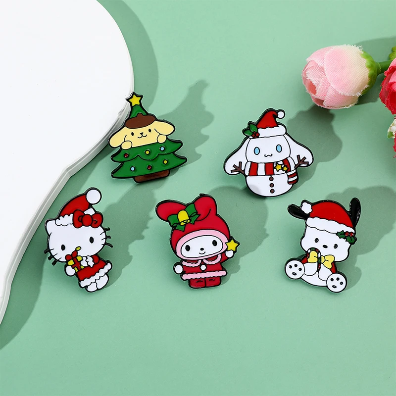 Christmas Cinnamoroll Hello Kitty Melody Kuromi Enamel Brooch Kawaii Sanrio Pins Metal Badge Lapel Backpack Accessories Gifts