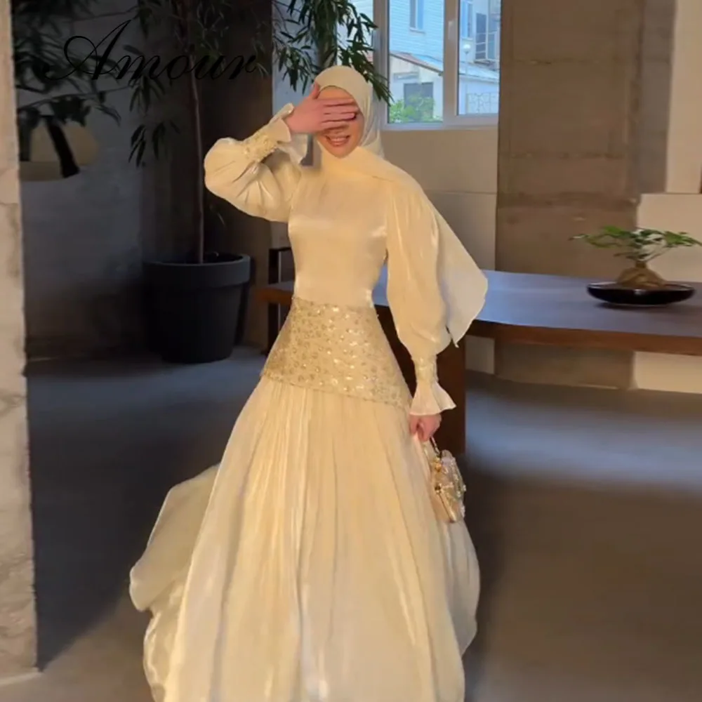 Amour Maßgeschneiderte A-Linien Muslimische Abendkleider mit Langen Ärmeln, Bodenlang mit Hijab, Plissiert und Perlenbesetzt, Formelle Ballkleider 2027