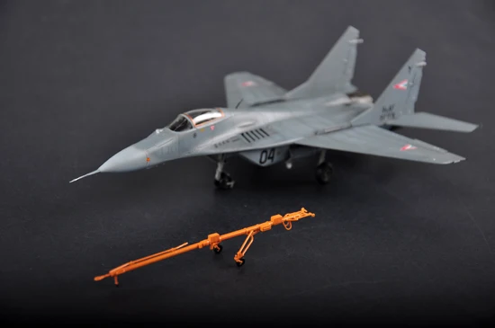 Trumpeter 01674 1/72 Mikoyan MiG-29A Fulcrum Izdeliye 9.12 myśliwiec wojskowy kolekcjonerski plastikowy model do montażu zestaw do budowania zabawek