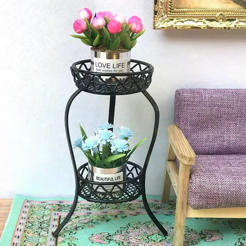 1 szt. 1:12 Miniaturowy żelazny dwupoziomowy stojak na kwiaty do domku dla lalek, okrągły regał do przechowywania, model do akcesoriów do domku dla lalek