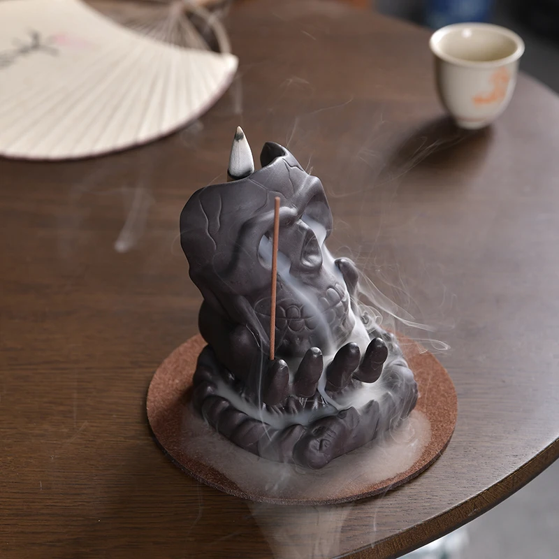 Ceramic Handicraft Windproof Waterfall Backflow Skull Incense Burner Home office Tea House Decorate Ceramic Incense Fountain