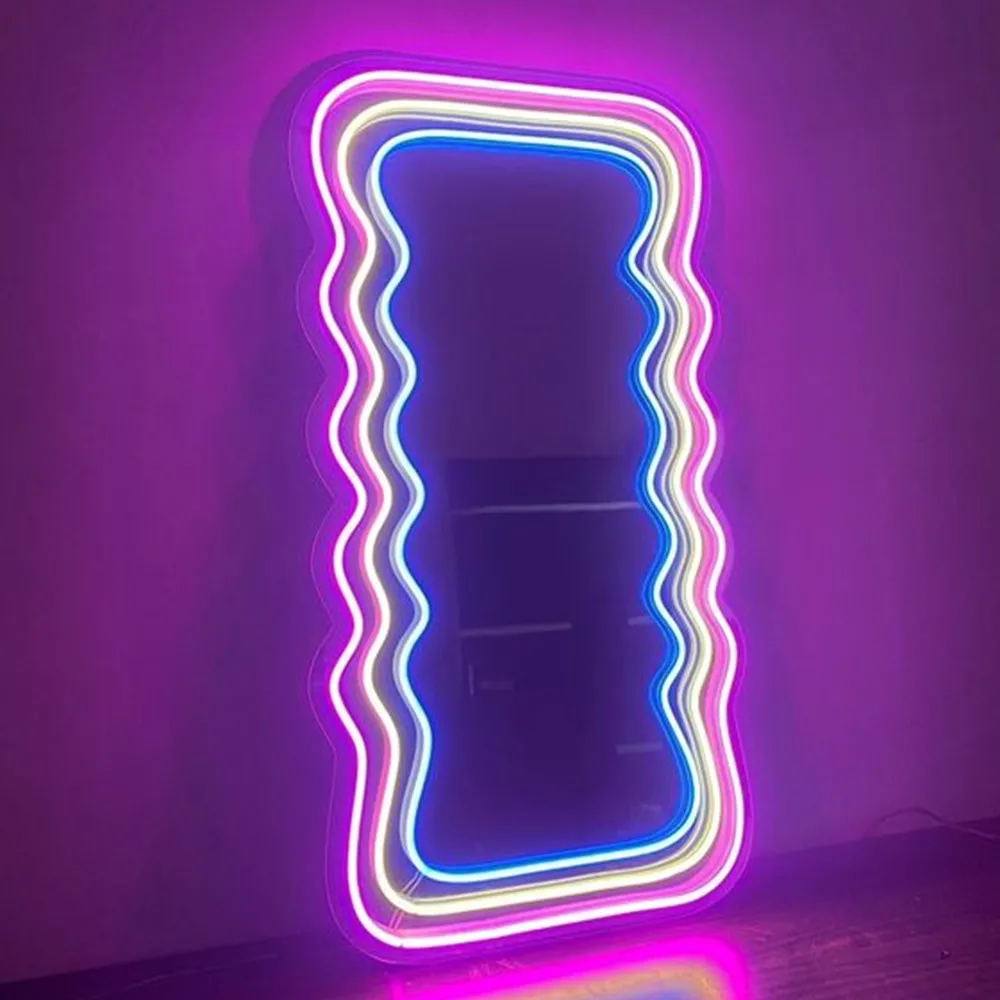 Full-Body Spiegel Golvend Roze Neon Spiegel Teken Custom Led Logo Naam Tekst Private Neon Nachtbord Led Licht Letter Golvende Neon Spiegel