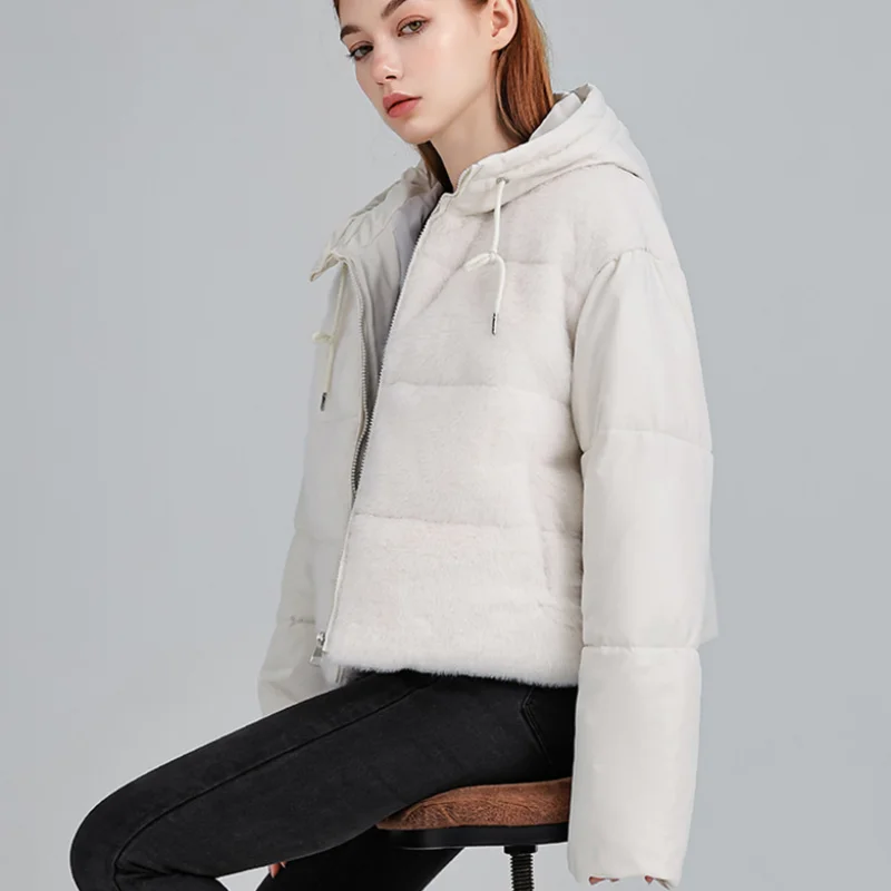 Short winter and autumn down jackets in solid colors, lightweight, pure white duck down, loose fit