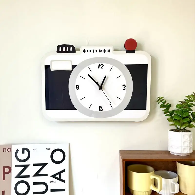 

Cartoon Creative Retro Camera Decorationwall Clock Living Room Photography Shop Selfie Studio, Silent Clock Decorative Painting