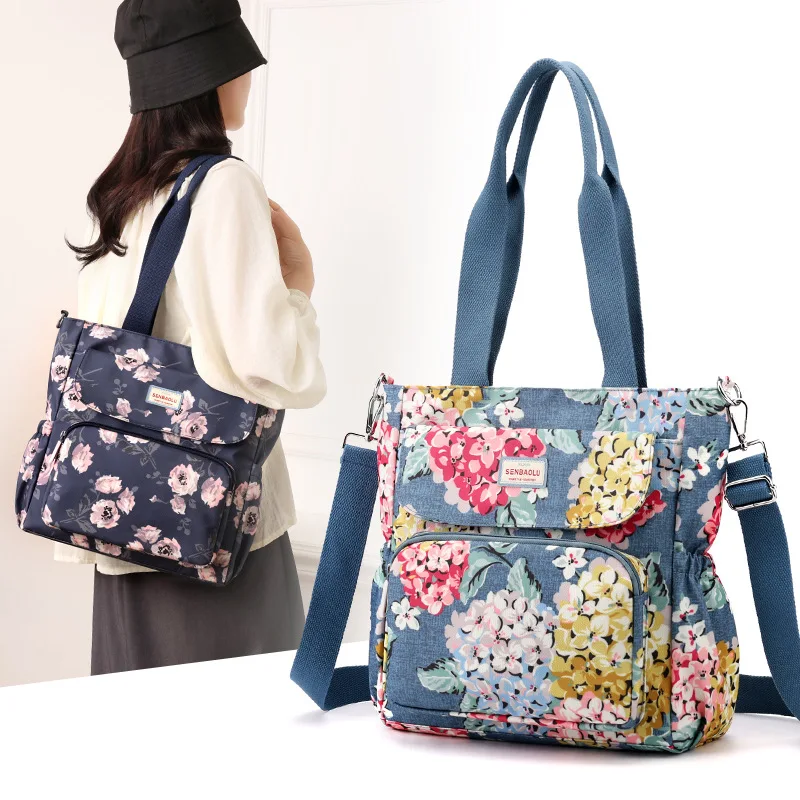 

Large capacity handbag, shoulder bag, women's versatile travel crossbody bag, casual nylon handbag purses designer luxury bag