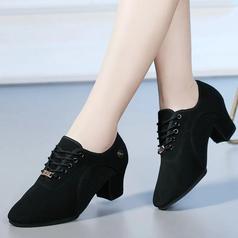 Latin Ballroom Dance Shoes for Women Lace-up Practice Closed Toe Modern Salsa Women's Dance Teaching Performance Dancing Shoes