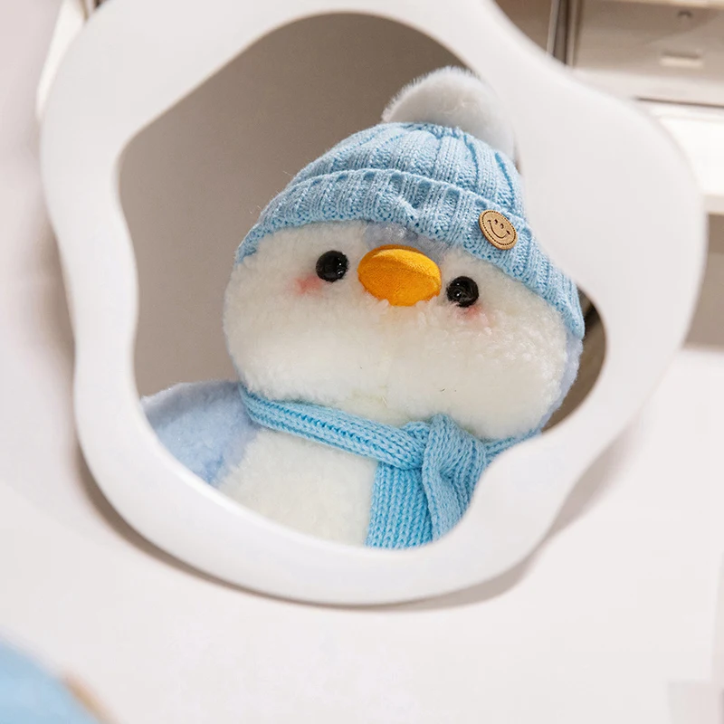 30 ซม.การ์ตูนน่ารัก Penguin Plush ตุ๊กตาสัตว์ตุ๊กตาคุณภาพสูงผ้าพันคอหมวก Penguin Plush ของเล่นตกแต่งบ้านของขวัญหญิง