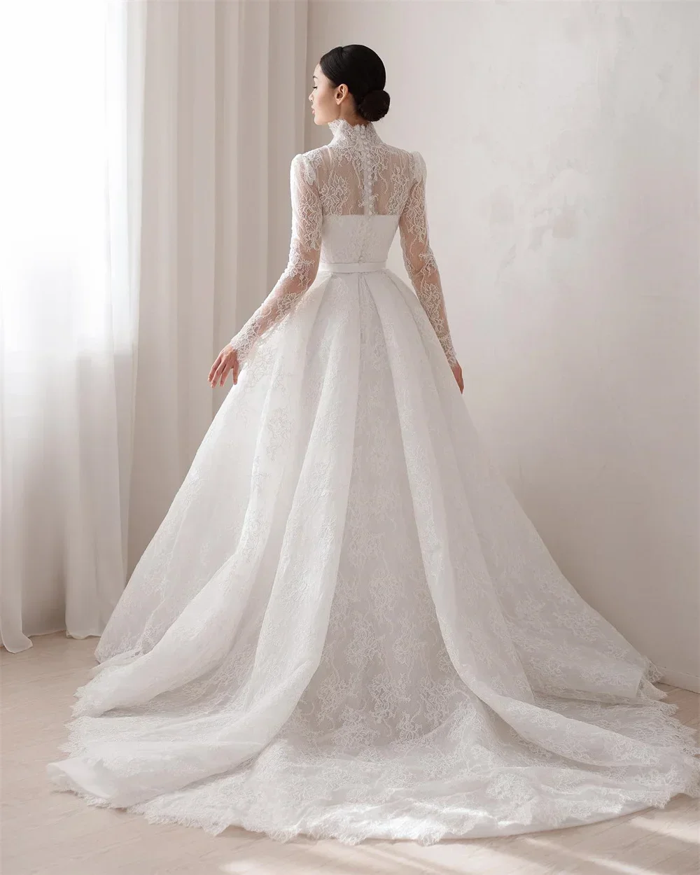 ชุดแต่งงานแบบหรูหราสั่งตัดพิเศษ คอวี ผ้าลูกไม้เต็มตัว แขนยาว ทรงเอไลน์ สไตล์ดูไบ สำหรับเจ้าสาว ชุดเจ้าสาวแบบซาอุดิ  (Vestido de noiva)