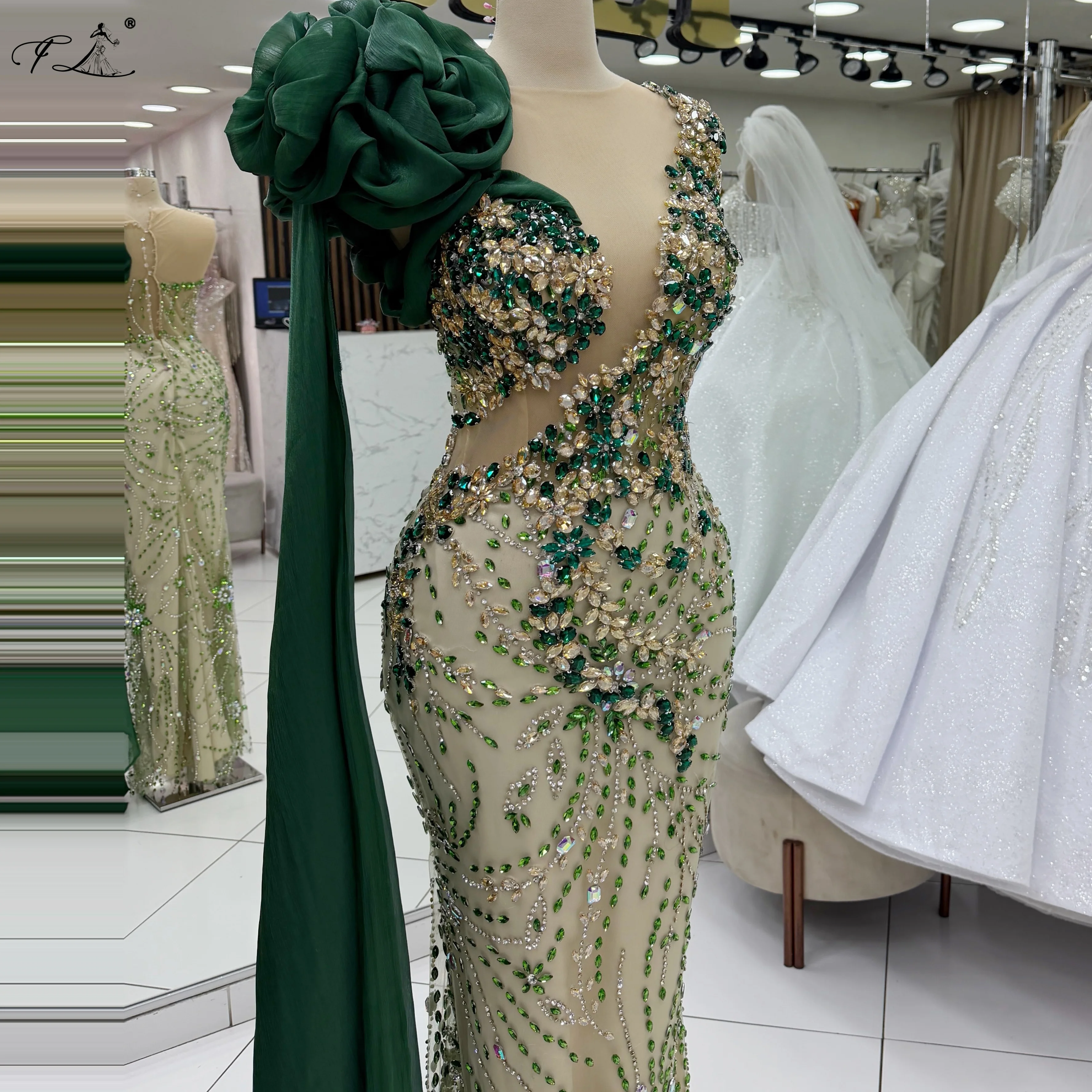 Luxury Evening Gown Champagne Crystal Cutout Dress With Dark Green Tulle Train Mermaid Dress Celebrity Gown Haute Couture