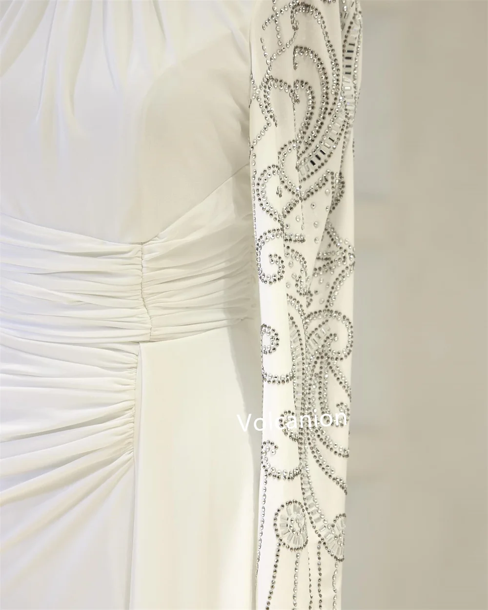 Шифоновые плиссированные длинные платья трапециевидной формы с высоким воротником по индивидуальному заказу, элегантные, простые, в тон