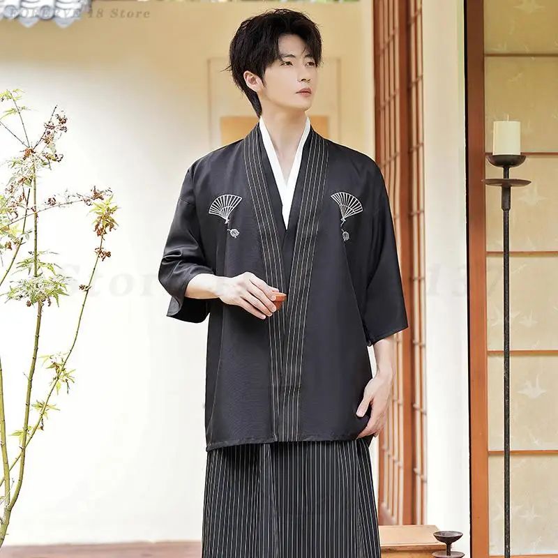 مجموعة كيمونو ياباني عتيقة للرجال كيمونو رسمي تقليدي زي الساموراي ملابس رجالي مخططة تنورة طويلة الزي