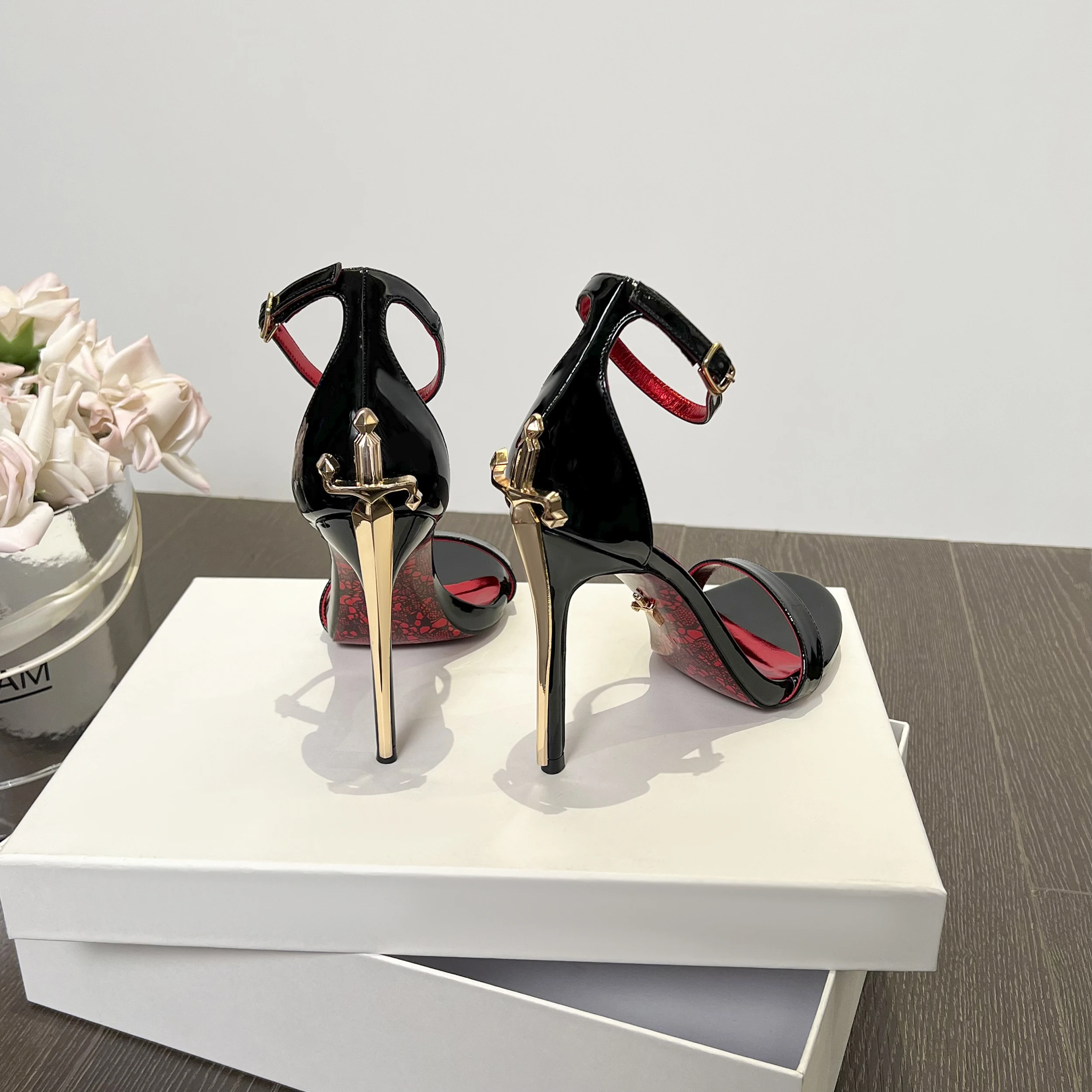 Luxury Women's High Heels 2026 New Womens Shoes Fashion Patent Leather High-heeled Sandals Women Designer Shoes Zapatos De Mujer