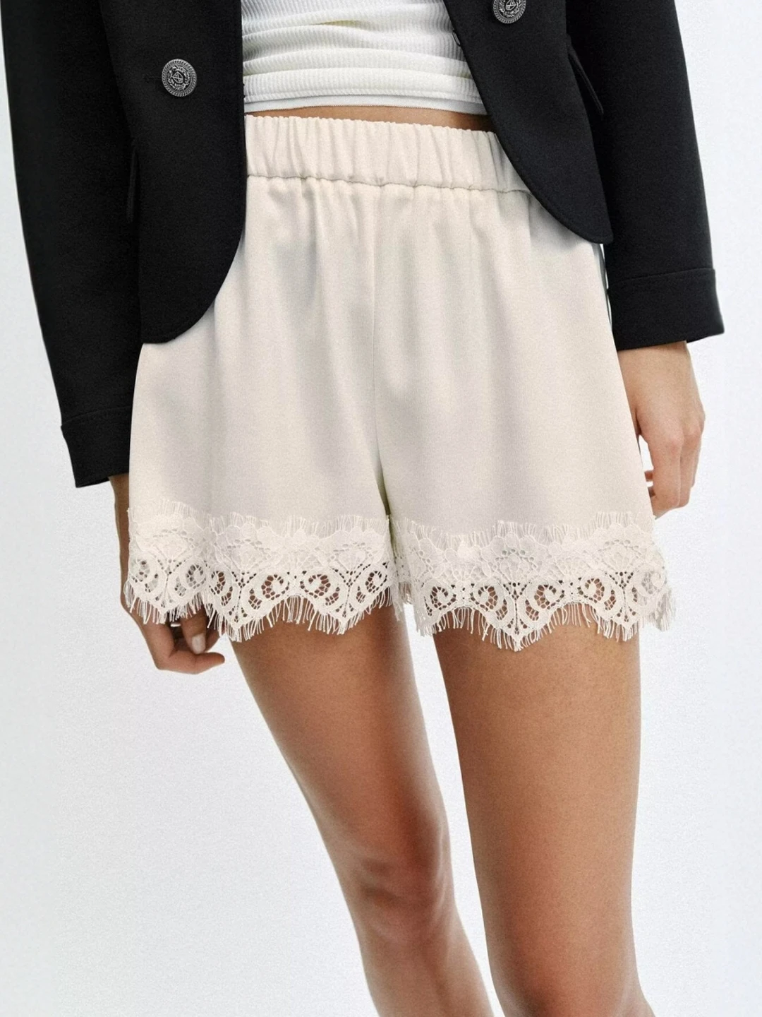 

Casual Lace Trim Splicing Drape Silk Satin Short Pants High Waist Wide Leg Summer Ladies Fashion No Brand Registered Trademark