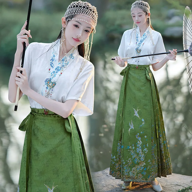 

YOUDEYISI Jacquard Collar Embroidery National Style Hanfu Super Large Pleated Heavy Industry Embroidery Horse Skirt Set