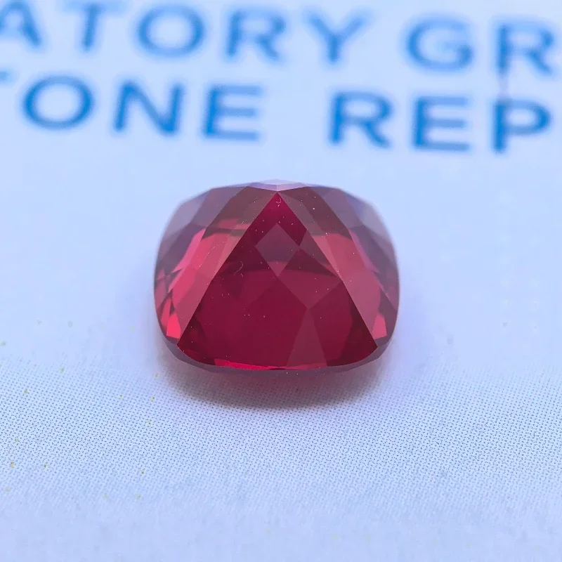 مختبر نمت روبي وسادة قطع حمامة الدم الأحمر اللون عالية الجودة سحر صنع المجوهرات المواد الرئيسية تحديد شهادة AGL