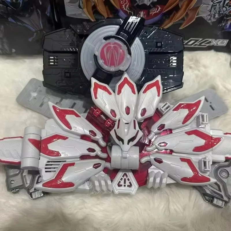 Kamen Rider Geats Nine-Tailed Fox Buckle With Sound Light Upgrade