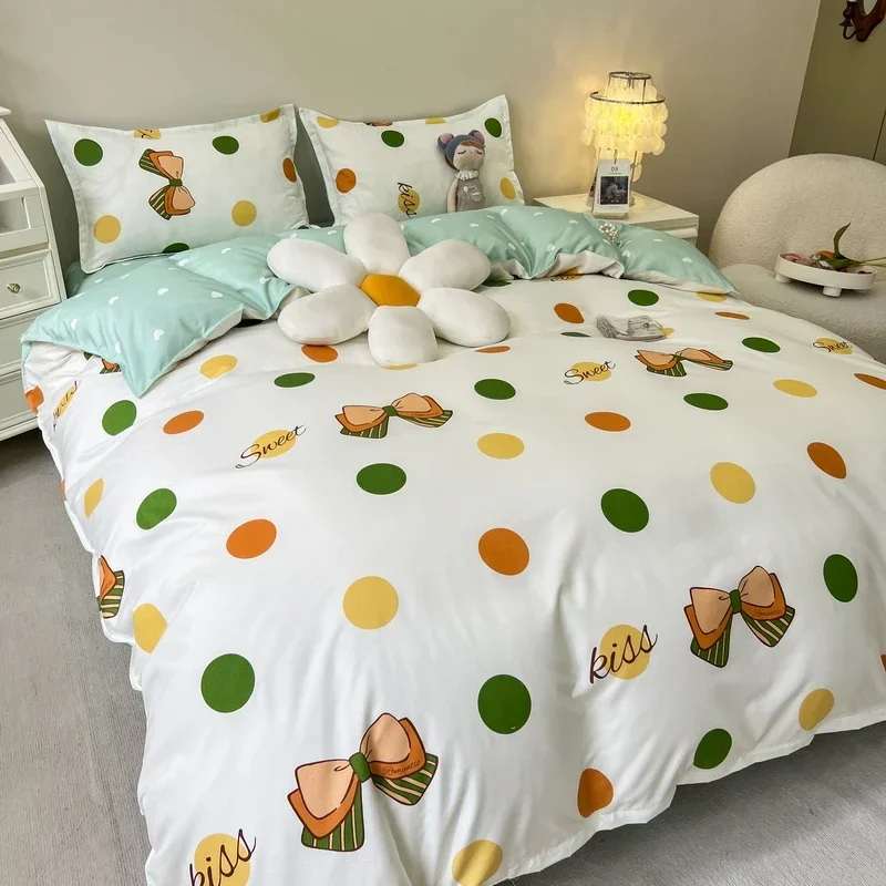 

4-piece bedding set comforter set Soft and comfortable for be suited to four seasons Suitable for the room dormitory