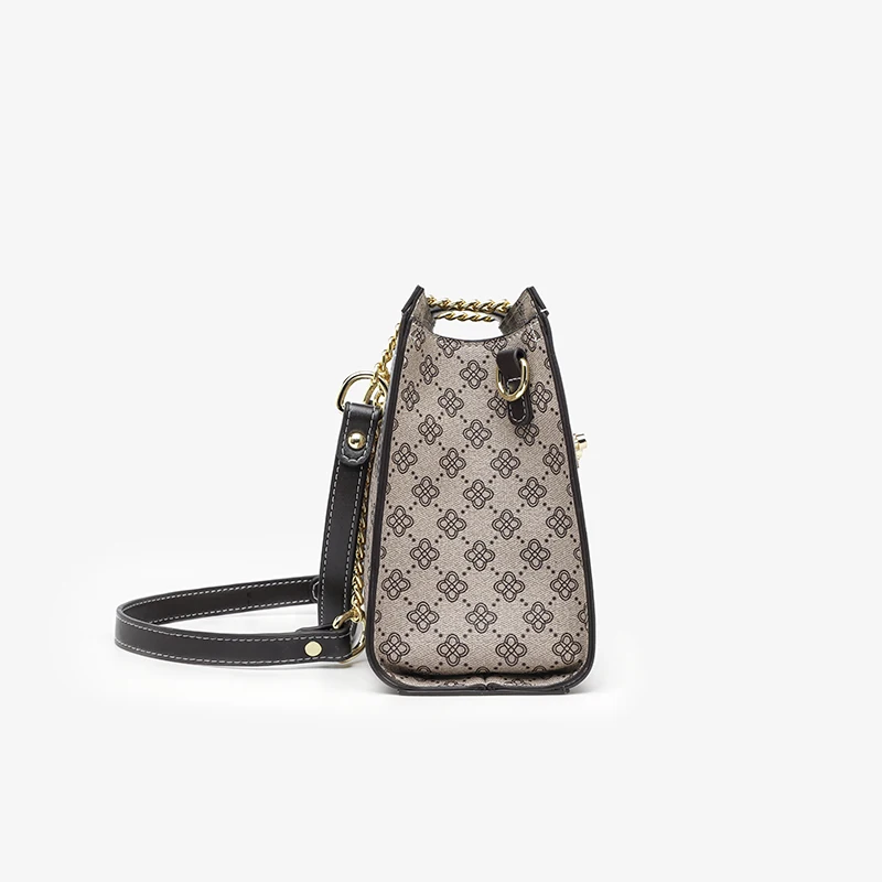 G02 New Arrival Designer Large Capacity Chain Armpit Fashion Ladies Shoulder Bag with Adjustable Strap
