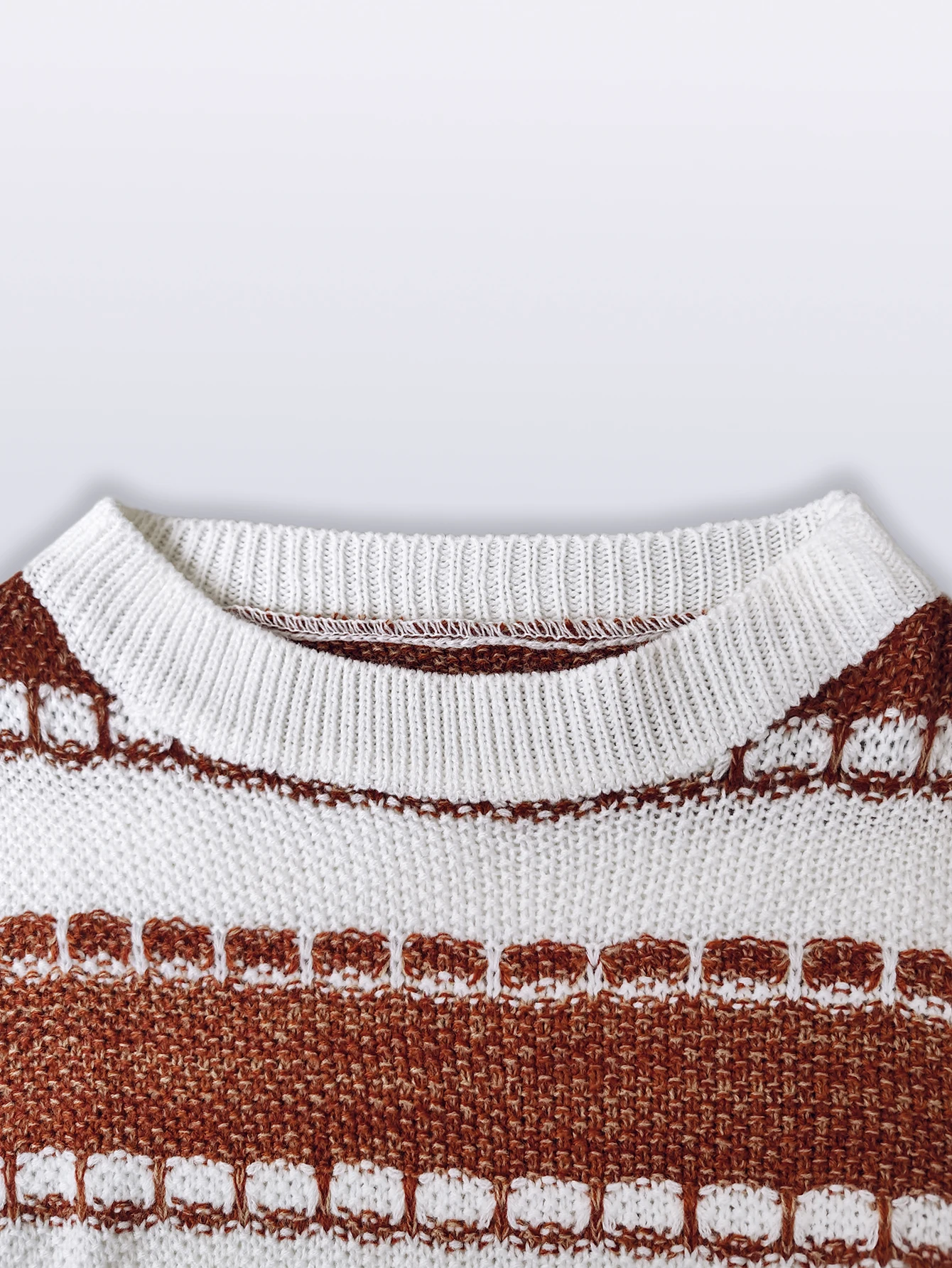 Suéter a rayas de invierno Colorblock Tie Cintura Jersey recortado Manga larga Resort Ready Top de punto para mujer