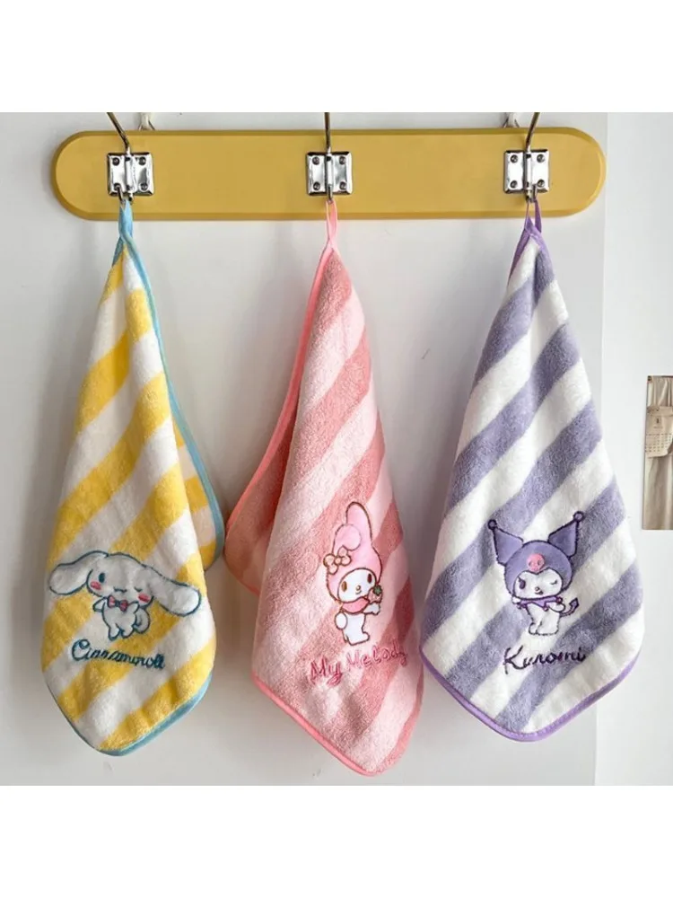 Serviette de lavage du visage série Sanrio chaude mélodie mignonne Kurumi cannelle corail polaire serviette douce pour le lavage des mains serviettes de salle de bain cadeau