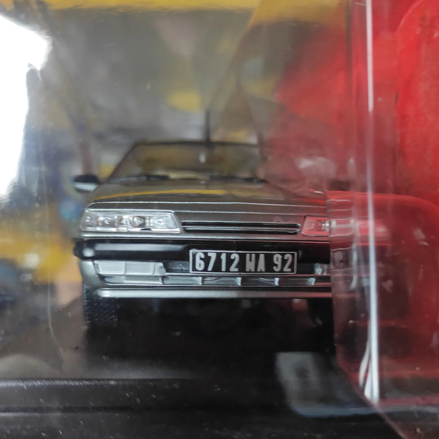 Diecast IXO 1:24 Scale Citroen XM Break Alloy Car Model