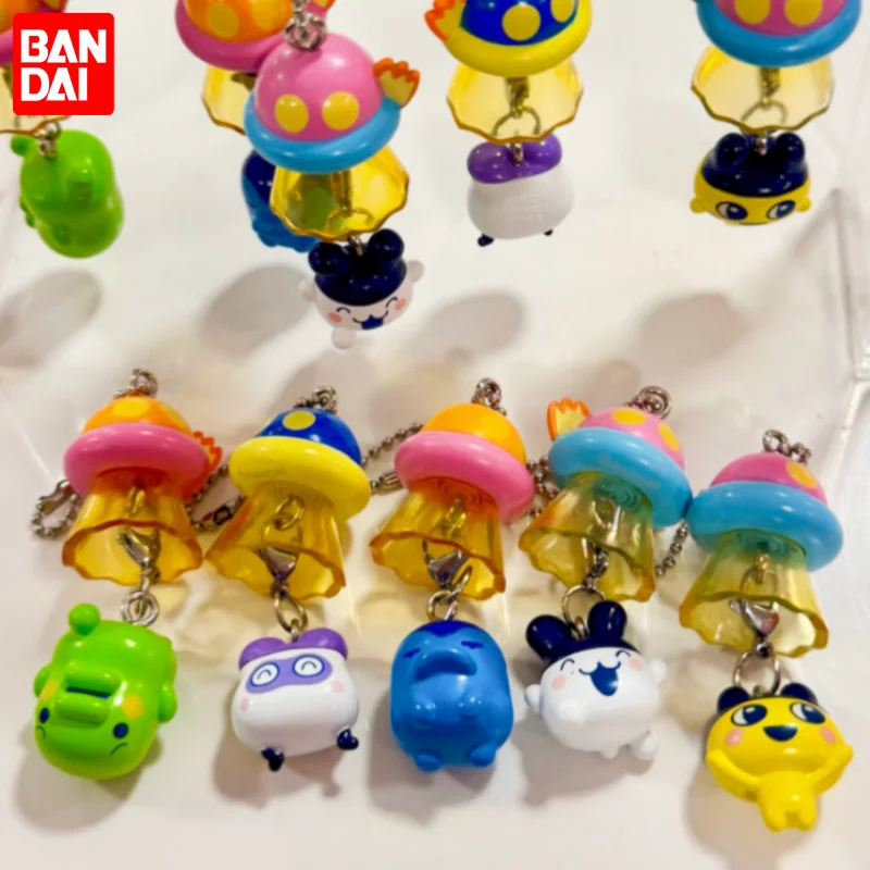 

Bandai Tamagotchi UFO Keychain Gashapon Space Ship Bag Charm Mametchi Kuchipatchi Hanging Ornament For Backpack Purse Anime Fans