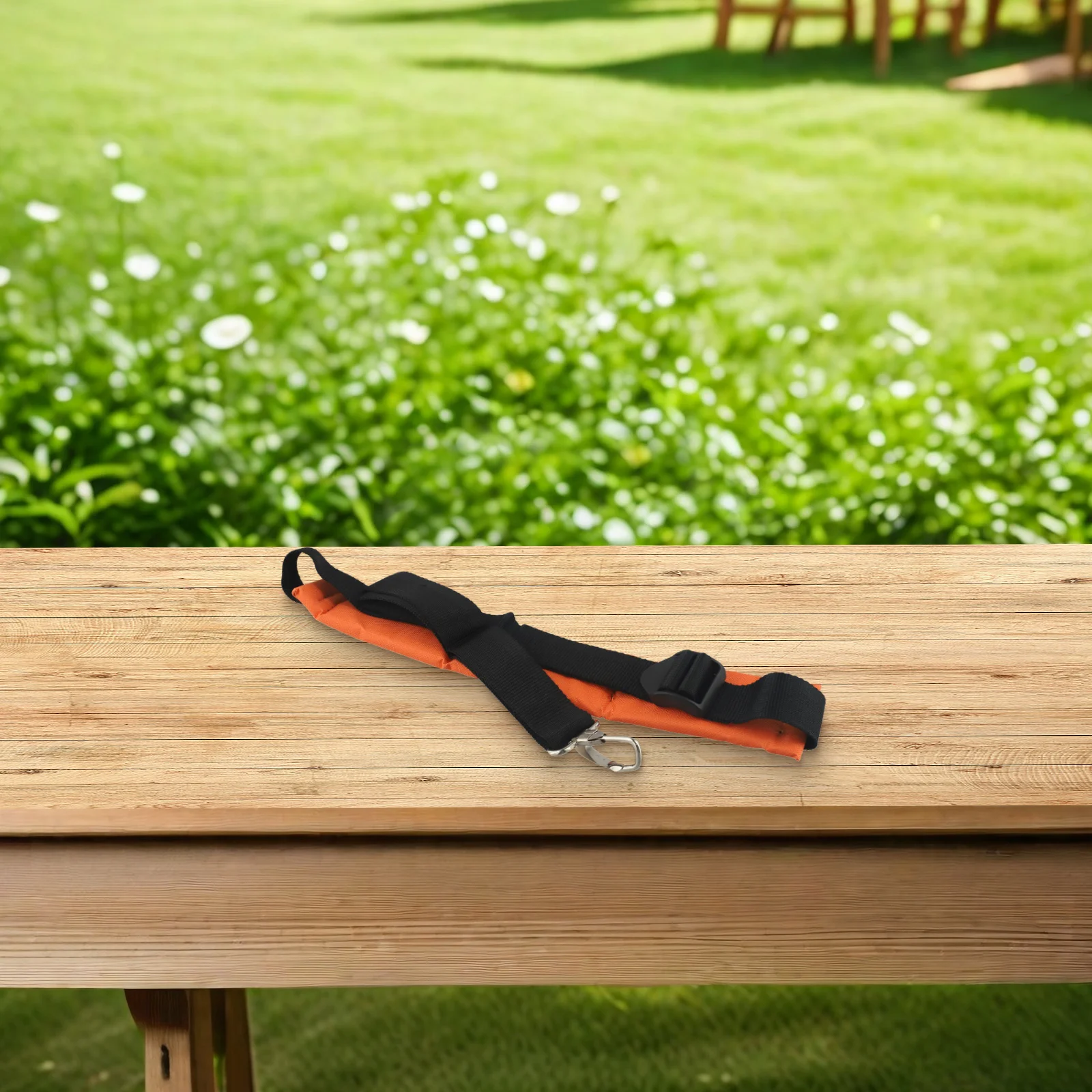 Imbracatura con tracolla in nylon con design a lunghezza regolabile, compatibile con vari attrezzi da giardinaggio come per trimmer e soffianti