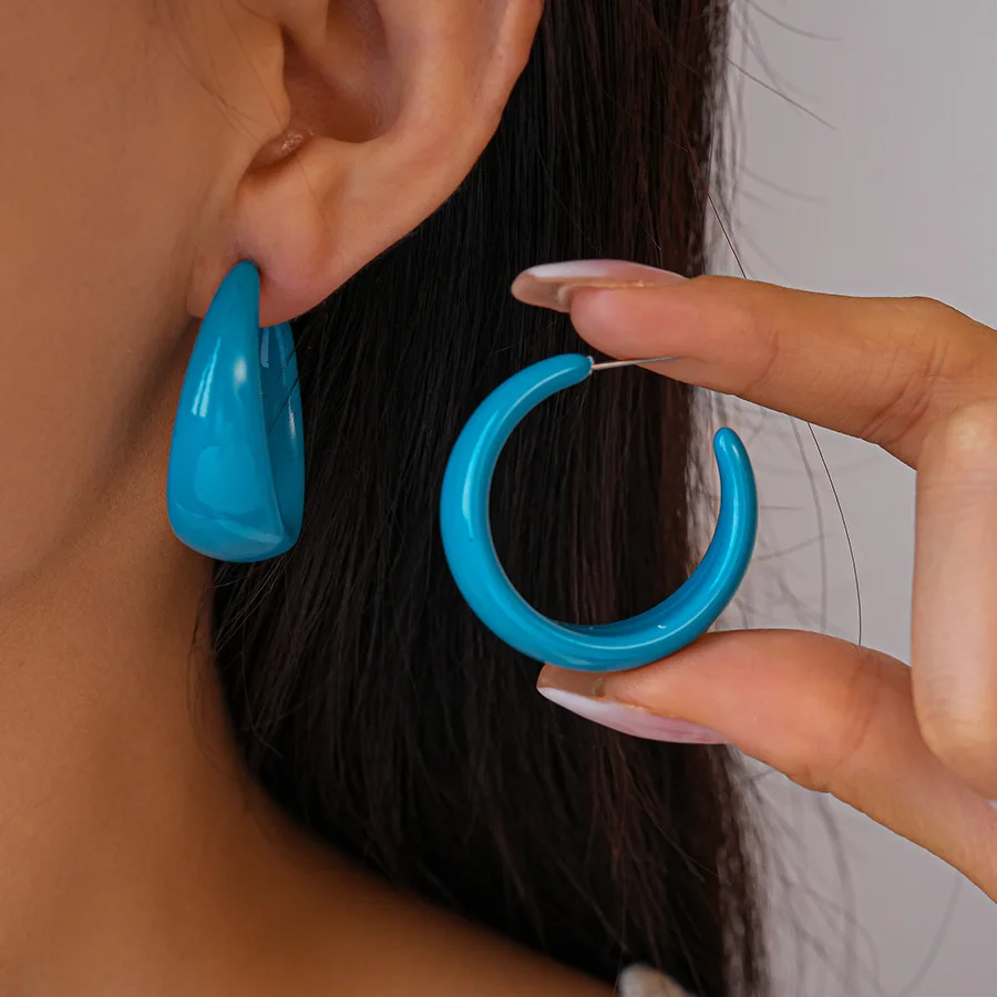 Blaue Farbe C-förmige Acryl-Creolen Damenmode Runder Kreis Ohrring Weibliche Party Hochzeit Ohrschmuck Partygeschenke