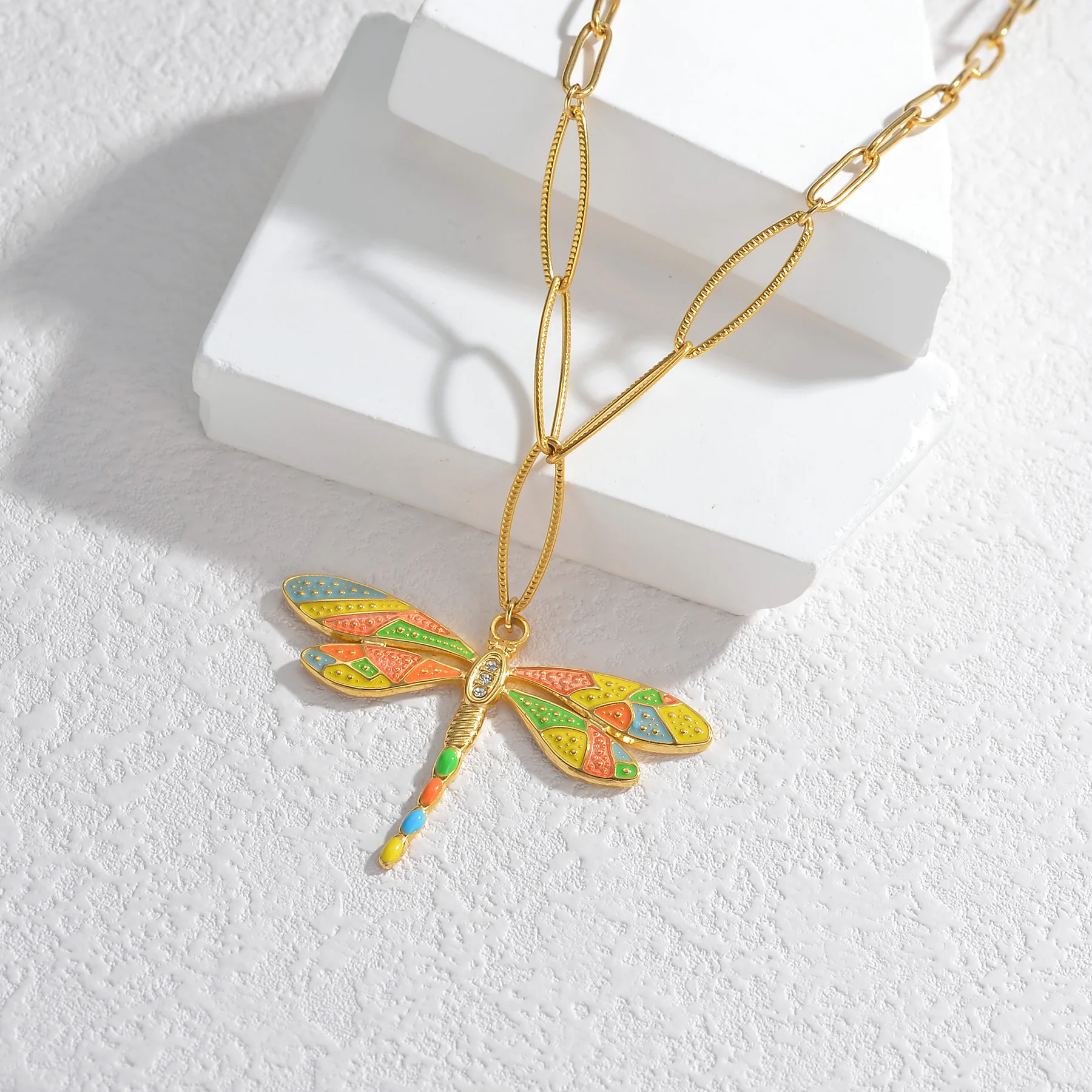 Akizoom New Trendy Colorful Insect Butterfly Pendant Necklace Gold Plated Stainless Steel Metal Chain Women Charm Birthday Gifts