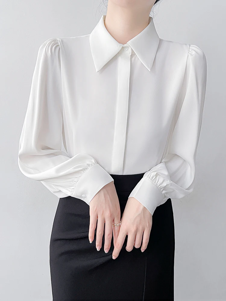 

Белая шелковая атласная драпированная рубашка для женщин, немнущаяся, для работы и собеседований, в корейском стиле, свободного кроя, с длинным рукавом, на пуговицах, повседневная