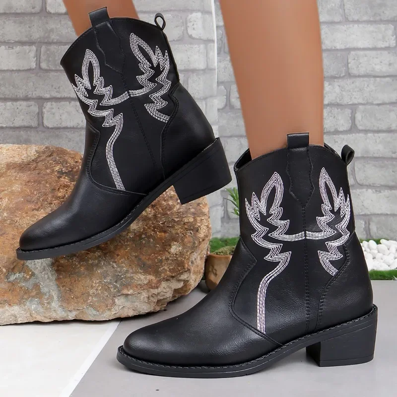 

2024 New Women's Vintage Embroidery Western Boots Fall/Winter PU Leather Cowboy Boots Women's Block Heel Pointed-Toe Boots