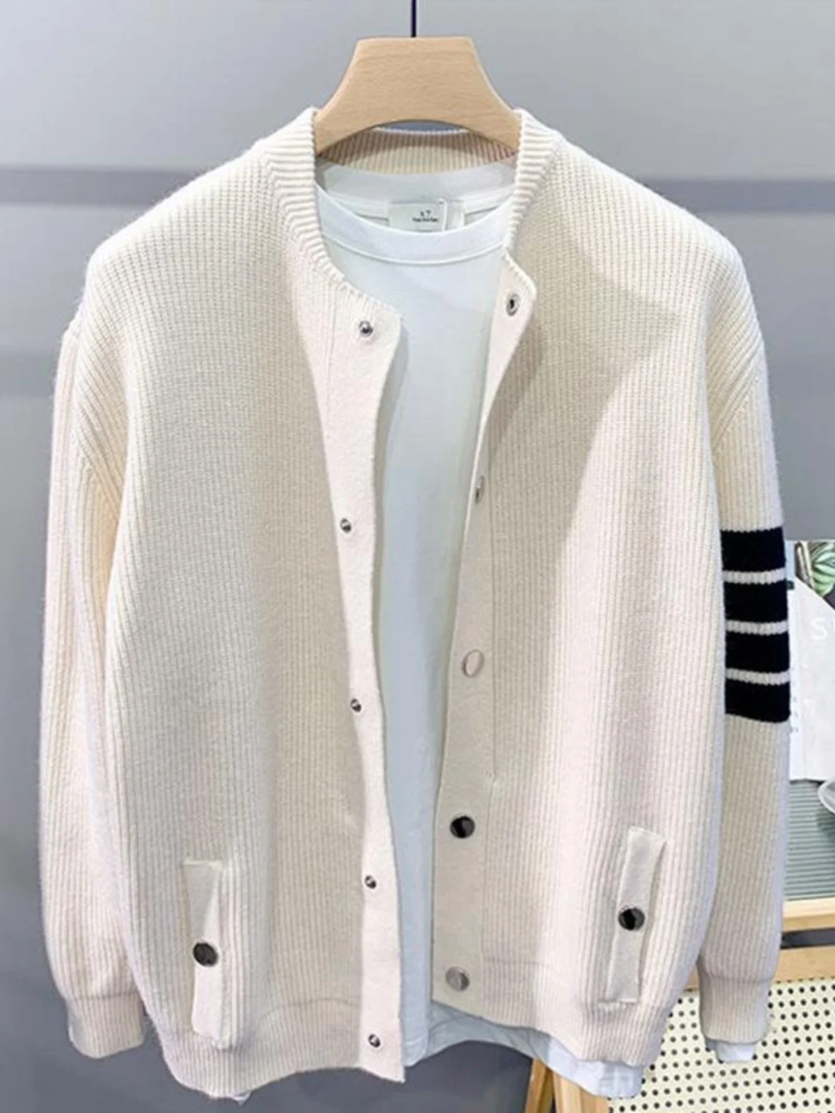New Autumn Winter 2025 T-Shirt Open Cardigan, Men's Fashion Jacket, High Quality T-Sweater, Retro Style.
