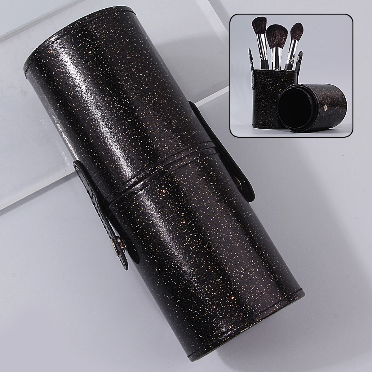 

Black makeup brush storage bucket with lid, dust-proof dressing table, cosmetics storage box, lipstick and eyeshadow pen holder