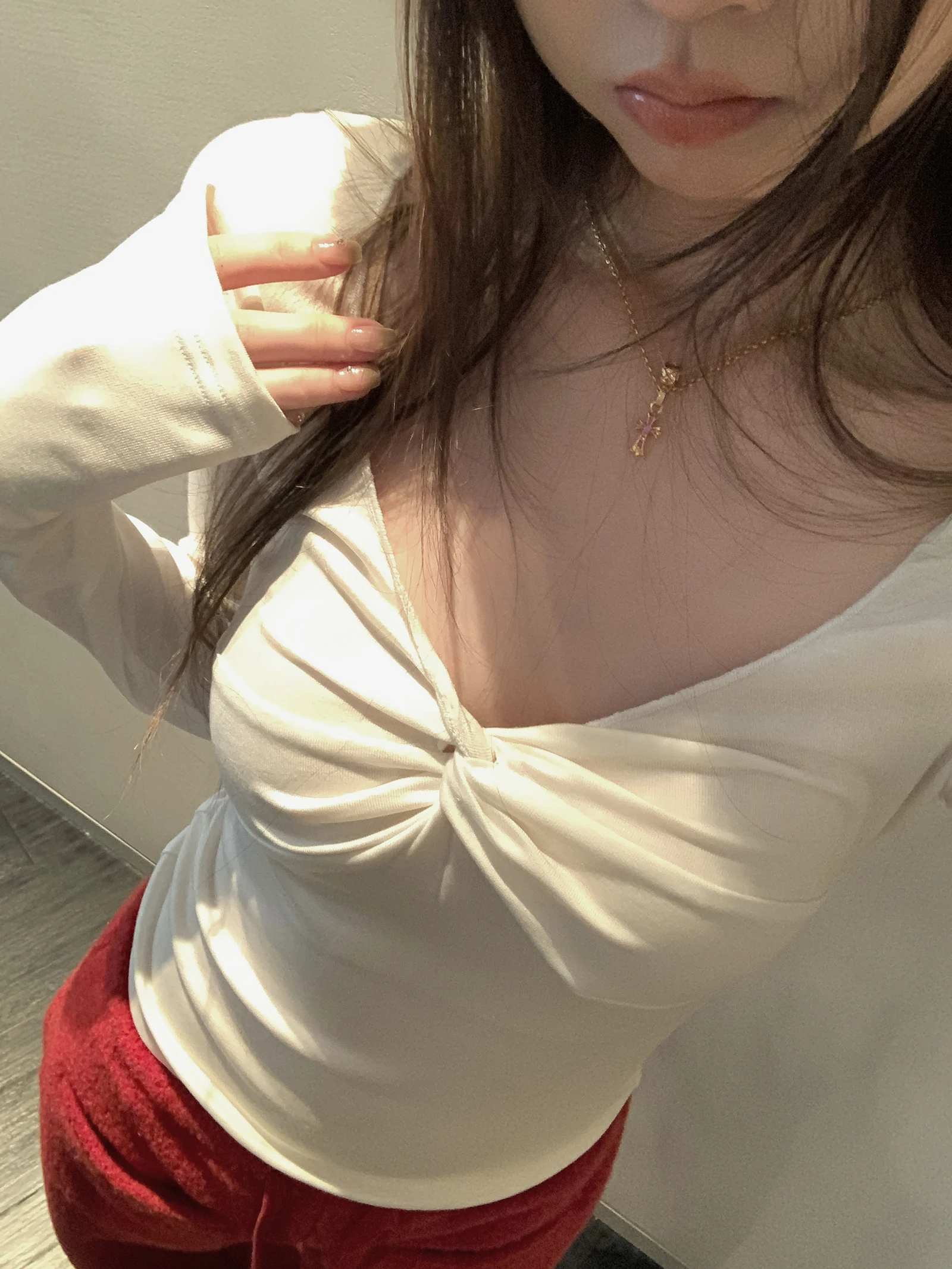 

Женская приталенная футболка с длинным рукавом и V-образным вырезом, базовый слой, повседневная, однотонная, в стиле кэжуал, Heart-Tobbing Password