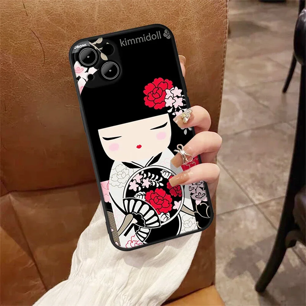 Cute Doll KIMMIDOLL bella ragazza Cassa Del Telefono Per iphone 16promax 15pro 14pro iphone 12 13 Mini XS MAX 15 14Plus XR SE Copertura Nera